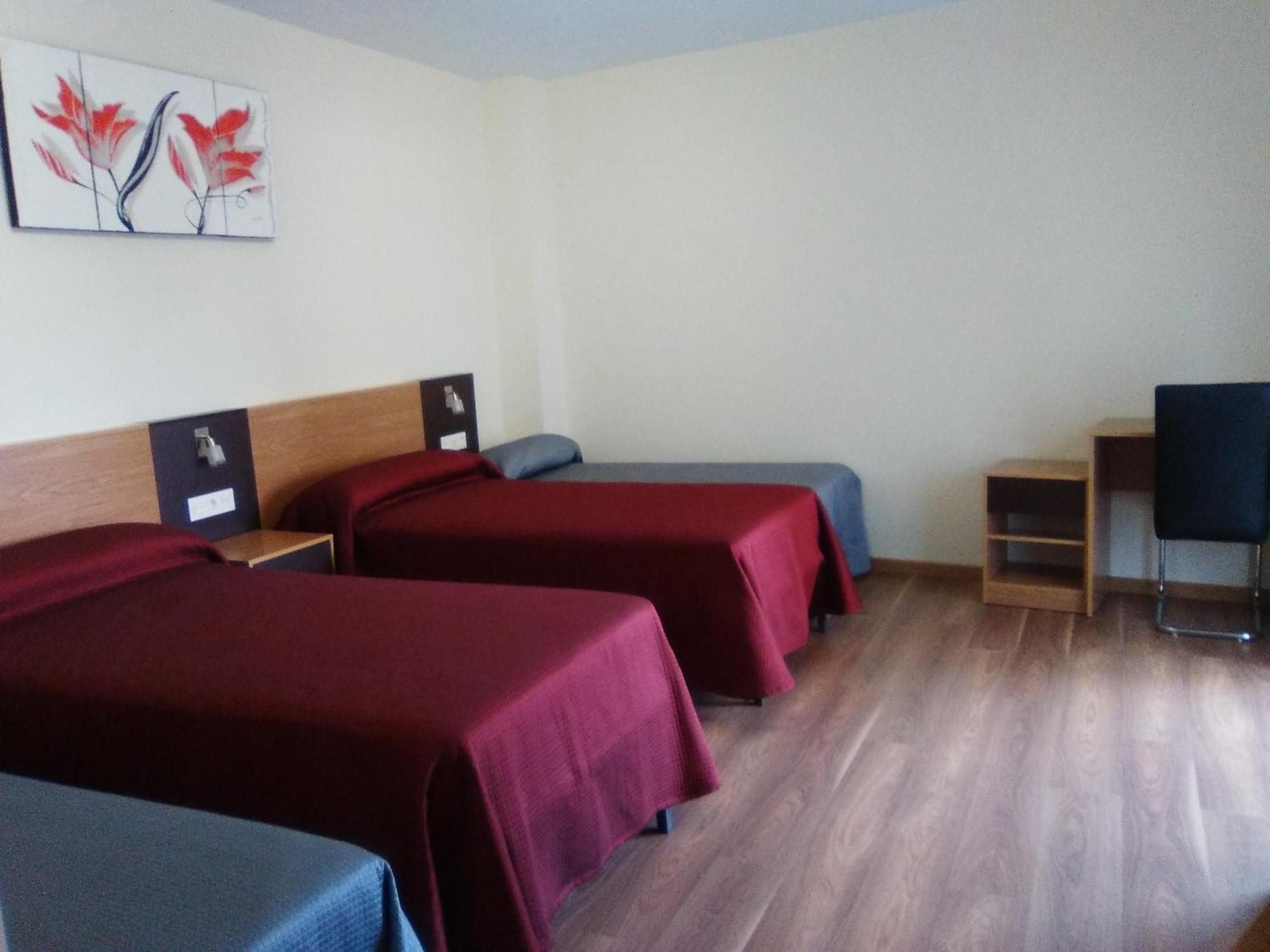 Peregrino Hotel Понтеведра Екстериор снимка