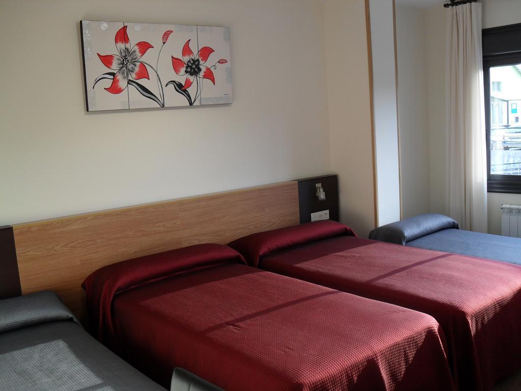 Peregrino Hotel Понтеведра Екстериор снимка